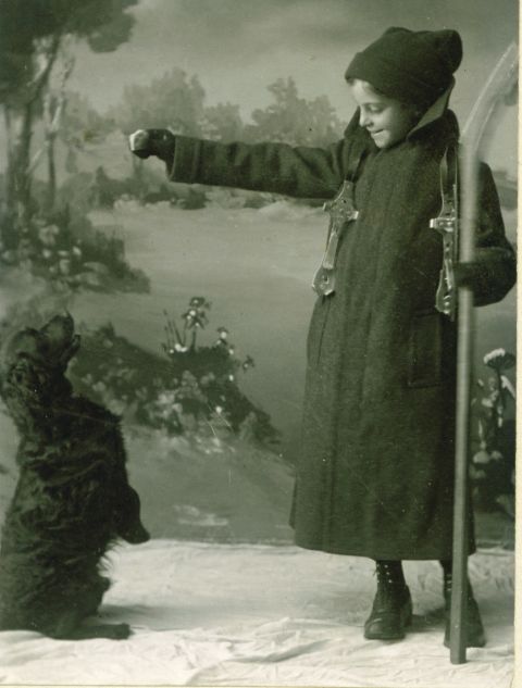 984-16, Thomas Jebb and dog, ca. 1920​.