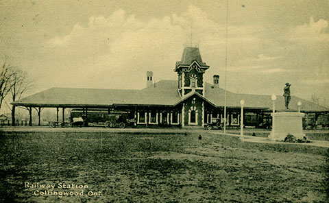 999-47     Railway Station, Collingwood, ca. 1920