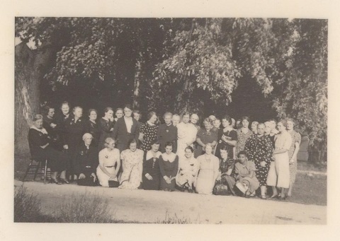 980-38 West District WI members meeting near New Lowell, ca. 1920 West Simcoe District WI Tweedsmuir Vol. 1, pg.18